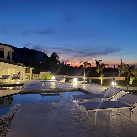 My Place B&B คารินิ ภายนอก รูปภาพ