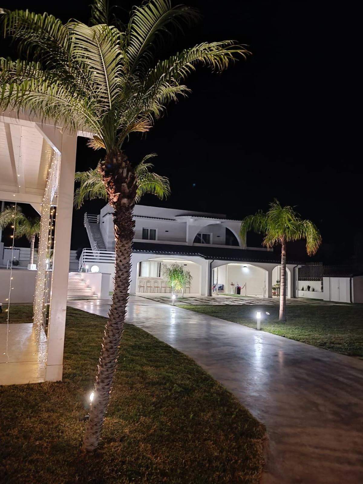 My Place B&B คารินิ ภายนอก รูปภาพ