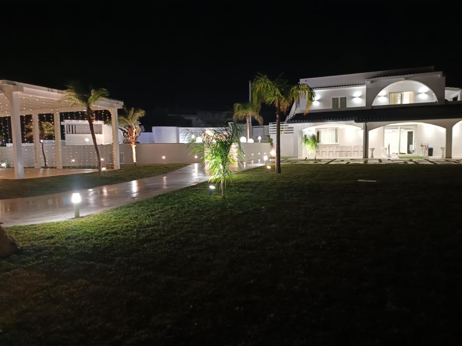 My Place B&B คารินิ ภายนอก รูปภาพ